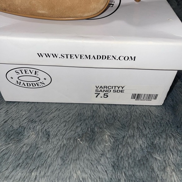 Steve Madden Varsityy Tan Suede Pump - Picture 3 of 6